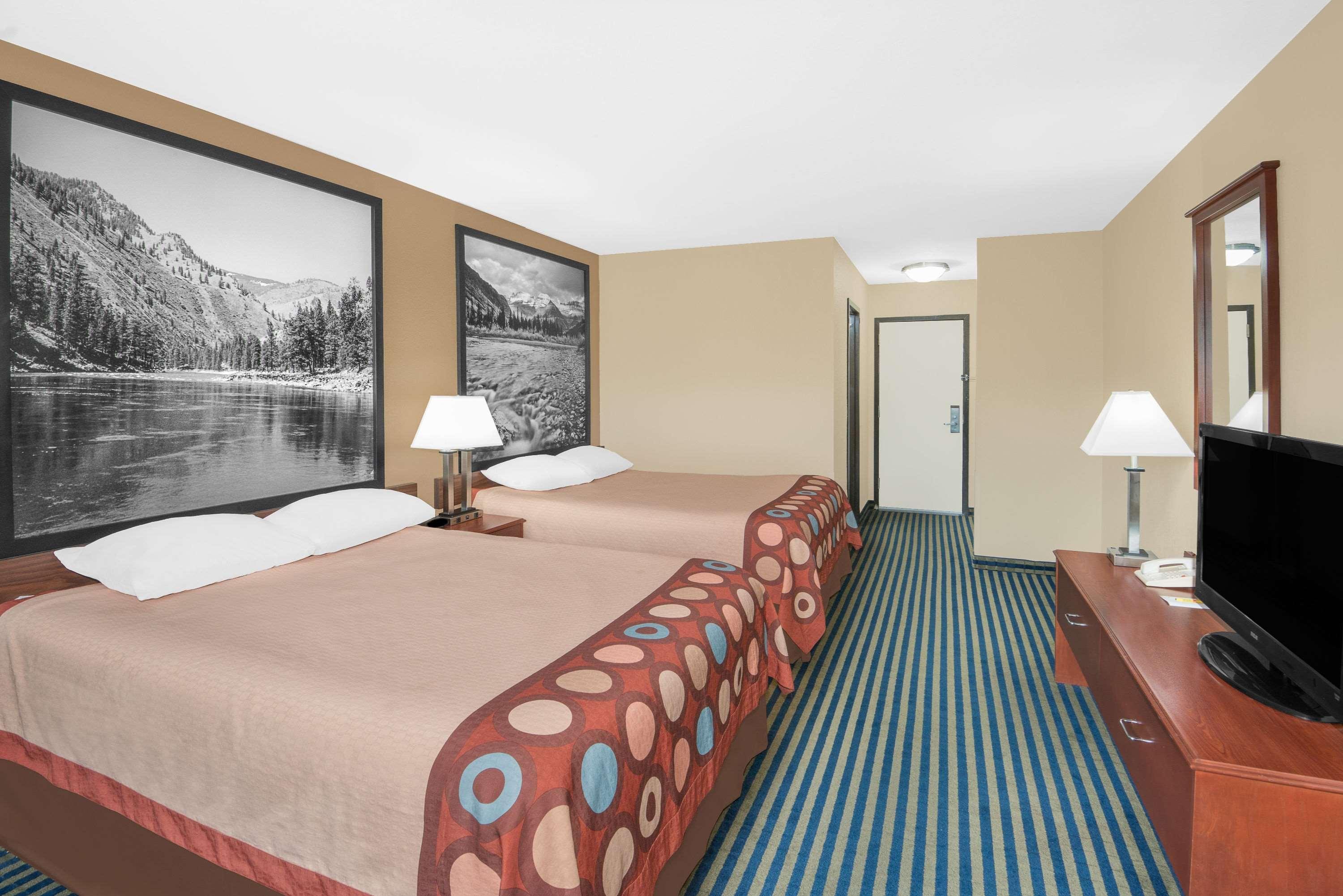 Super 8 By Wyndham Marshalltown Exteriér fotografie