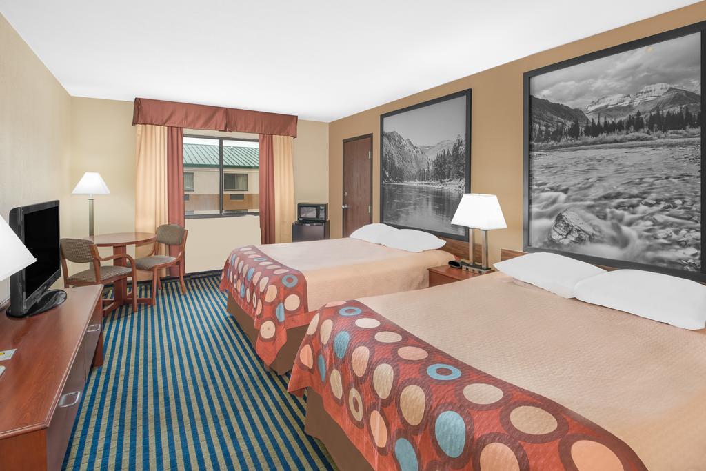 Super 8 By Wyndham Marshalltown Exteriér fotografie